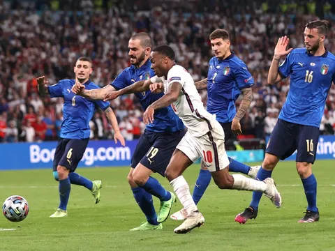 Tuyển Anh 'tự sát' trong trận chung kết, Italy vô địch EURO 2020