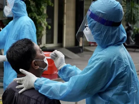 Thêm 10 trường hợp mắc COVID-19, Hà Nội ghi nhận tổng 48 ca bệnh trong ngày