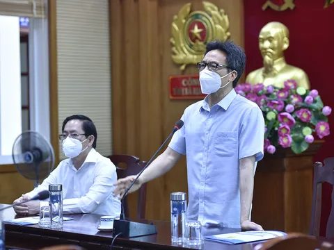 Giãn cách xã hội ‘muốn nghiêm phải nghiêm ngay từ đầu’