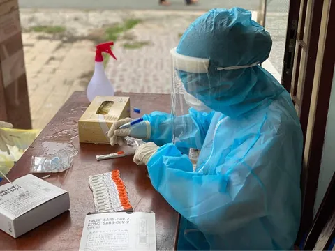 Bệnh viện Phổi Hà Nội dừng tiếp nhận bệnh nhân sau khi phát hiện ca dương tính SARS-CoV-2