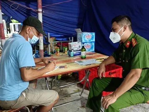 Hải Dương: Tạm giữ 4 người dùng giấy xét nghiệm COVID-19 giả để qua chốt kiểm dịch