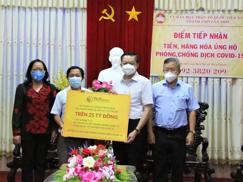 T&T Group trao tặng trên 25 tỷ đồng thiết bị, vật tư y tế “tiếp sức” cho TP Cần Thơ chống dịch COVID-19