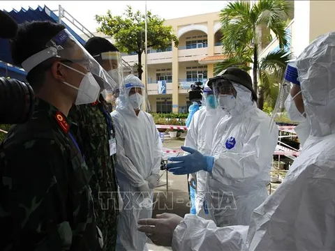 Thủ tướng kiểm tra công tác phòng, chống dịch COVID-19 tại TP Hồ Chí Minh