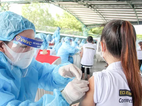 Đợt vaccine AstraZeneca số lượng lớn nhất về đến Việt Nam