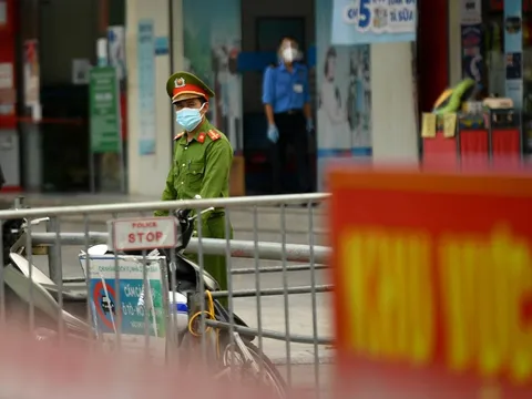 Hà Nội ghi nhận thêm 13 ca mắc COVID-19 vào sáng 31/8