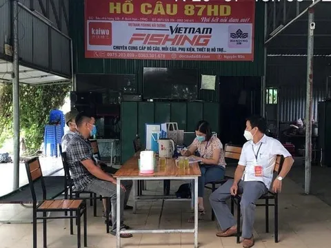 Chủ hồ câu bị phạt 15 triệu đồng vì tổ chức câu cá giữa mùa dịch