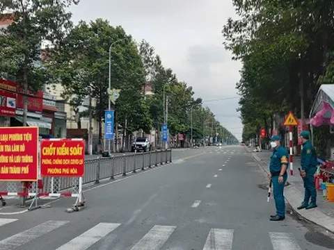 Bình Dương tính phương án cho người đã tiêm vaccine ngừa COVID-19 được ra đường