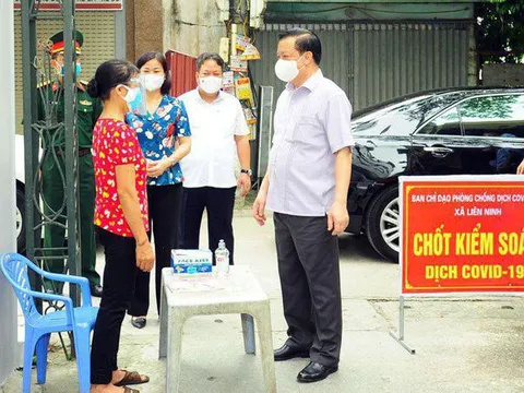 Hà Nội: Cấp giấy đi đường nhanh, gọn, thực hiện giãn cách triệt để trong 'vùng đỏ'