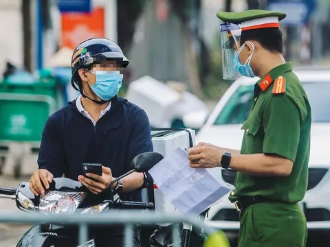 Hà Nội: Người chưa có giấy đi đường theo quy định mới chưa bị xử phạt