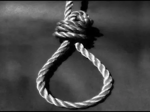 Nghệ An: Phát hiện cán bộ y tế tử vong trong tư thế treo cổ tại phòng làm việc