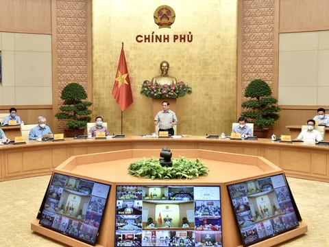 Thủ tướng: Cố gắng đến 30/9 từng bước nới lỏng giãn cách có kiểm soát để khôi phục phát triển kinh tế-xã hội
