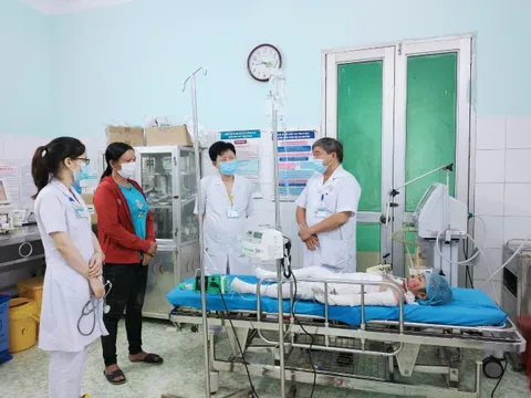 Tuyên Quang: Nghi án bố đẻ tẩm xăng tự thiêu cùng 3 con nhỏ