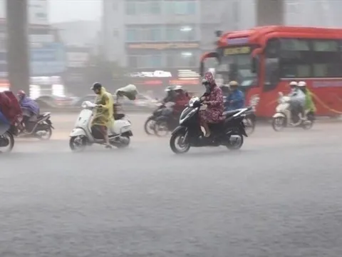 2-3 cơn bão có thể đổ bộ Biển Đông trong tháng 10