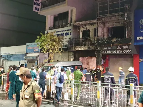 Cháy nhà dân trong đêm ở TP.HCM, 1 người tử vong