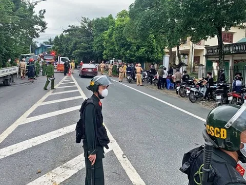 Vĩnh Phúc: Cảnh sát chặn đường, vây bắt 190 người tụ tập, đua xe