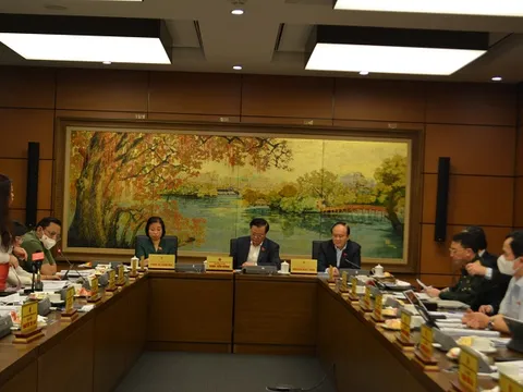 Hà Nội lý giải việc thận trọng mở cửa trường, đón học sinh đi học trở lại