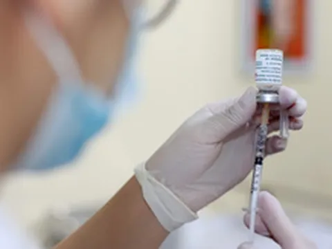 19 người tiêm đủ mũi vaccine về Hà Nội vẫn mắc COVID-19, Thủ đô rà soát các nhóm trẻ cần tiêm vaccine