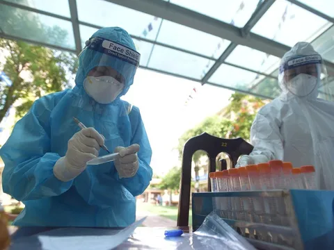 Ngày 26/10, Hà Nội ghi nhận 18 ca mắc COVID-19, có 17 ca cộng đồng