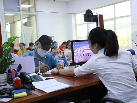 Hạn chót làm thủ tục nhận tiền hỗ trợ COVID-19, người lao động và doanh nghiệp cần lưu ý