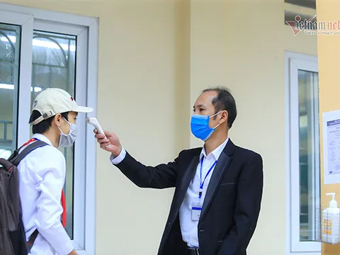 Hà Nội có thể cho học sinh cấp 3 trở lại trường từ ngày 6/12