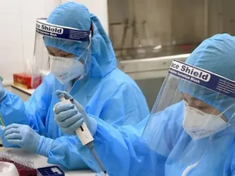 Ngày 13/12: Có 15.377 ca COVID-19, Hà Nội ghi nhận số mắc nhiều nhất cả nước với 1.000 ca