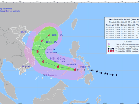 Bão Rai giật cấp 17 đang tiến vào biển Đông