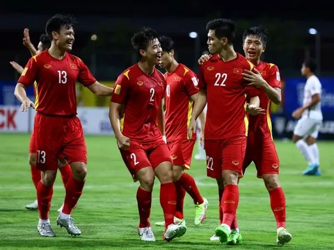 AFF Cup 2020: Sau chiến thắng 4-0 trước Campuchia, tuyển Việt Nam tiến vào bán kết gặp Thái Lan