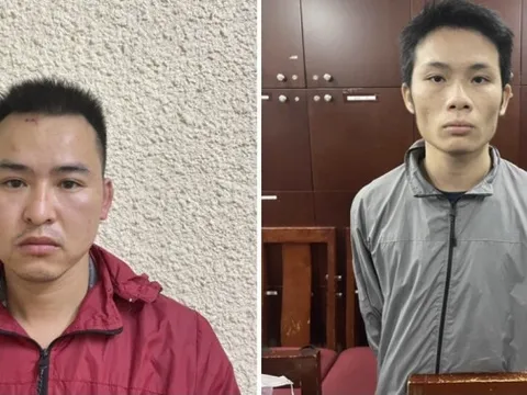 Hà Nội: Bắt giữ hai đối tượng dùng súng và dao xông vào nhà dân cướp tài sản