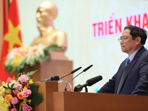 Phát động chiến dịch tiêm chủng mùa xuân, khẩn trương nâng cao năng lực y tế dự phòng, y tế cơ sở