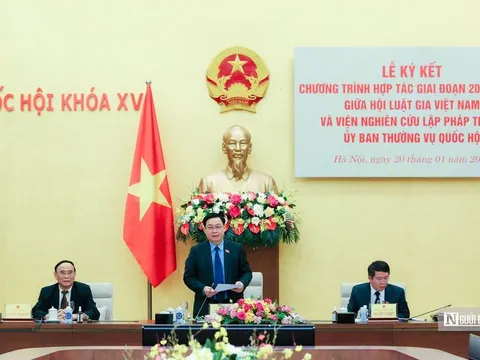 Lễ ký kết chương trình hợp tác giai đoạn 2021-2026 giữa Hội Luật gia Việt Nam và Viện Nghiên cứu lập pháp