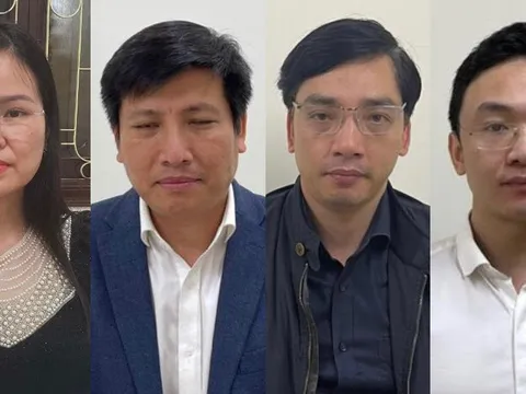 Khởi tố Cục trưởng Cục Lãnh sự Bộ Ngoại giao cùng 3 thuộc cấp nhận hối lộ