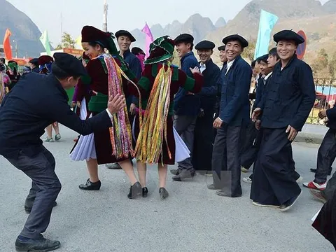 Độc đáo phong tục đón Tết Nguyên đán của đồng bào các dân tộc Việt Nam