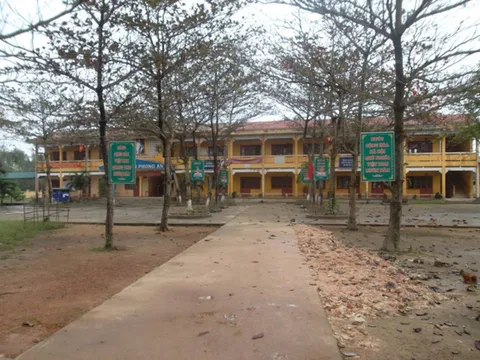 Nam sinh lớp 6 tử vong sau khi xô xát với học sinh lớp 7