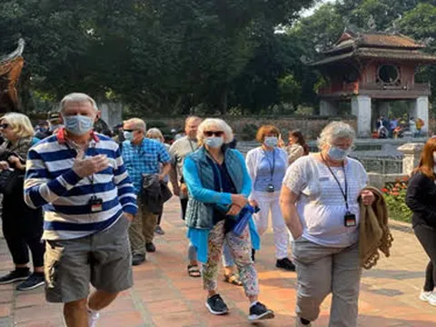 Việt Nam mở cửa lại hoạt động du lịch từ ngày 15/3