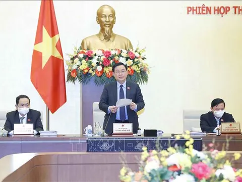 Bế mạc Phiên họp thứ 8 của Ủy ban Thường vụ Quốc hội