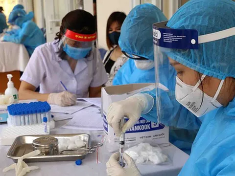 Ngày 18/2: Lần đầu số mắc COVID-19 mới ở nước ta lên đến 42.439 ca