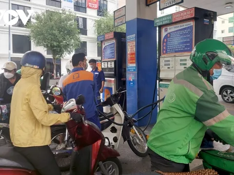 TP.HCM: 11 cửa hàng bán lẻ rơi vào tình trạng thiếu hụt xăng dầu tạm thời