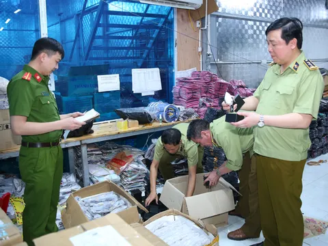 Khởi tố Cục trưởng Cục Quản lý thị trường tỉnh Ninh Bình