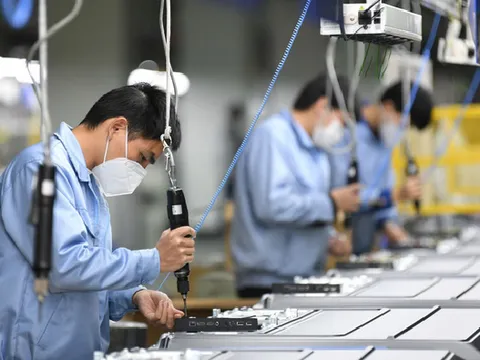 Đi làm ngày Giỗ Tổ Hùng Vương, Lễ 30/4 - 1/5, tiền lương được tính thế nào?