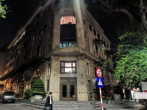 Khám xét trụ sở Tân Hoàng Minh