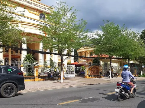 Điều tra tiếng nổ như súng trước cổng tòa án sau phiên xử vụ bắn chết Hải 'bạch'