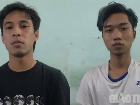 Bắt 2 sinh viên dùng dao cướp tài sản nữ sinh ở TP.HCM