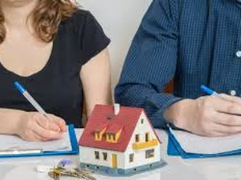 Nguyên tắc giải quyết tài sản của vợ chồng khi ly hôn?