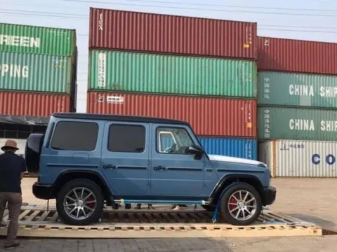 Vì sao xe sang khó nhập khẩu được qua đường chính ngạch?