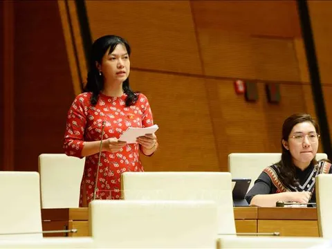 Từng bước tháo gỡ khó khăn, chắp cánh cho nền kinh tế phát triển