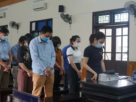 Loạt lãnh đạo bệnh viện lĩnh án vì 'thổi giá' thiết bị y tế