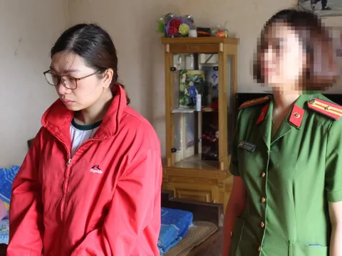 Sơn La: Lớp phó học tập biển thủ công quỹ để đánh bạc trên mạng