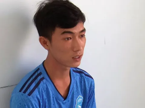 An Giang: Trộm tiền của bà ngoại mua Iphone 13 Pro Max cho bạn gái