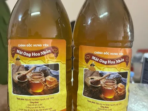 Bắt quả tang cơ sở dùng đường, mạch nha để sản xuất mật ong giả