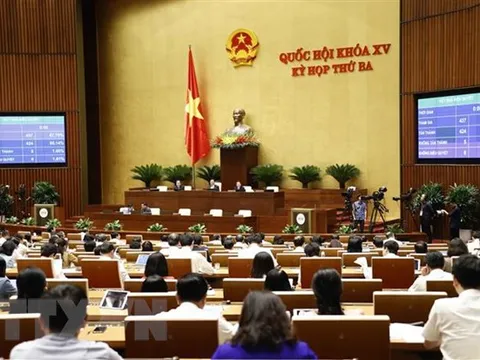 Biểu quyết nhiều nội dung quan trọng trong ngày làm việc cuối cùng